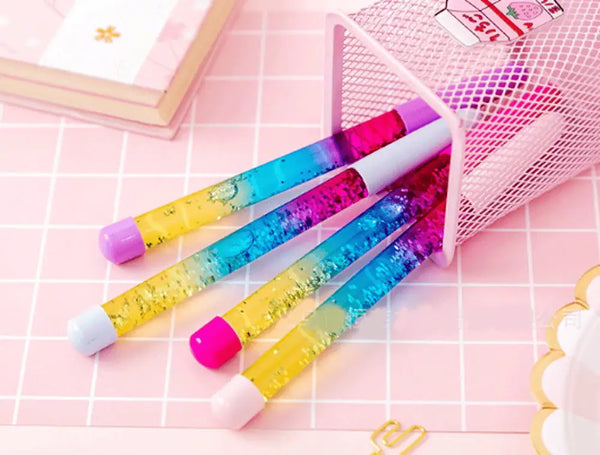 Stift mit Wasser und Pailletten